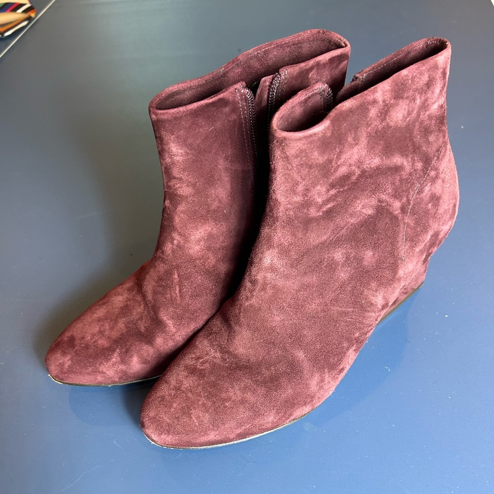 Johnston & Murphy Burgundy Suede Ankle Booties